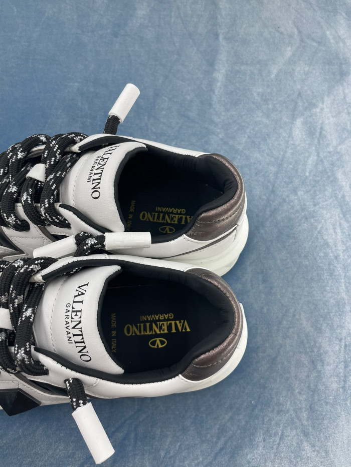Valentino One Stud Xl Nappa Leather Low Top Sneaker Studded Athleisure Shoes #nigo96282