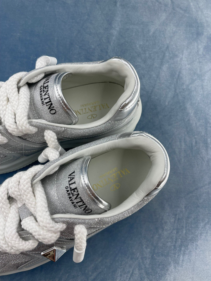Valentino One Stud Xl Nappa Leather Low Top Sneaker Studded Athleisure Shoes #nigo96282
