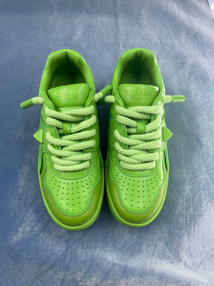 Valentino One Stud Xl Nappa Leather Low Top Sneaker Studded Athleisure Shoes #nigo96282