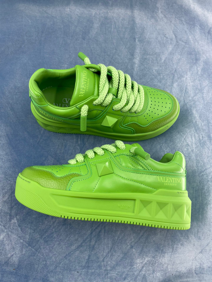 Valentino One Stud Xl Nappa Leather Low Top Sneaker Studded Athleisure Shoes #nigo96282