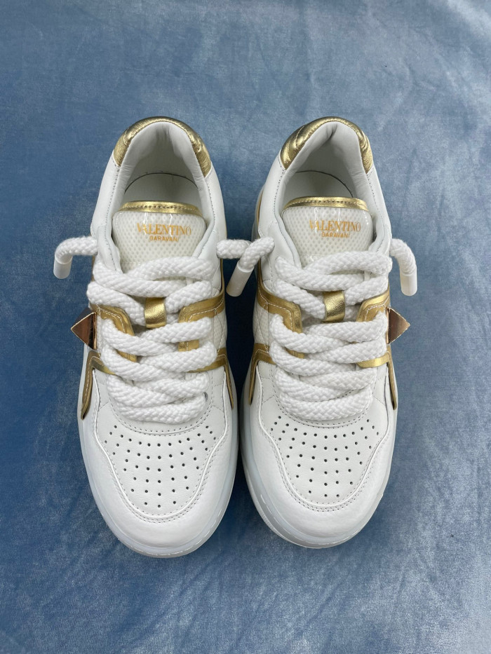 Valentino One Stud Xl Nappa Leather Low Top Sneaker Studded Athleisure Shoes #nigo96282