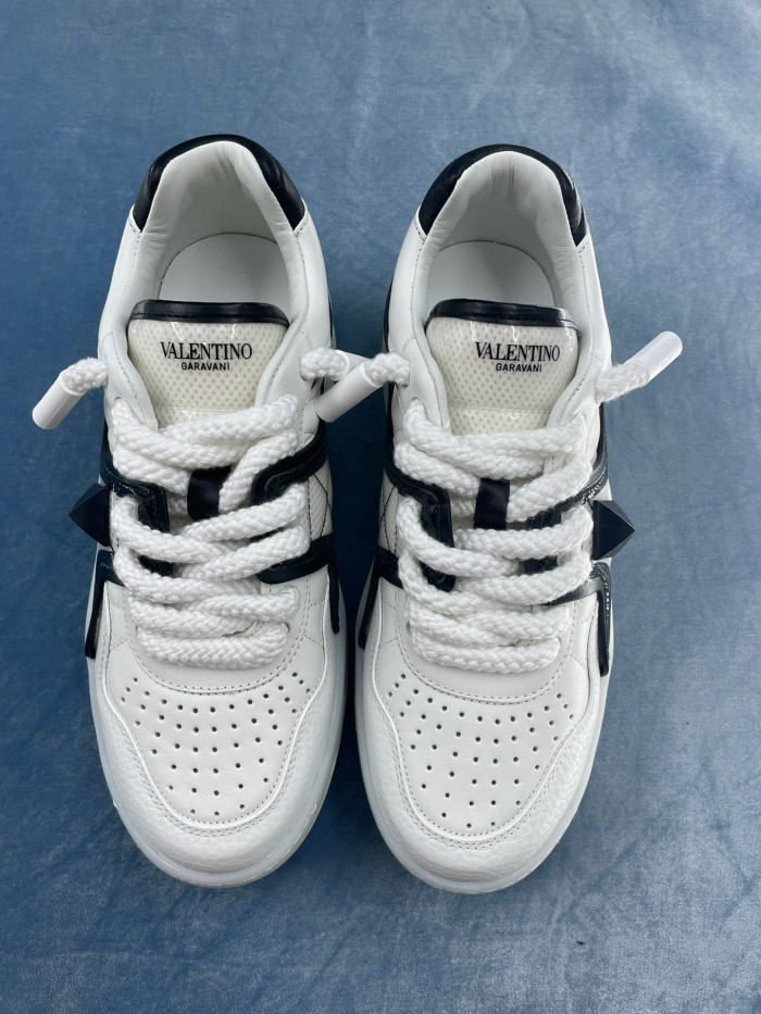 Valentino One Stud Xl Nappa Leather Low Top Sneaker Studded Athleisure Shoes #nigo96282