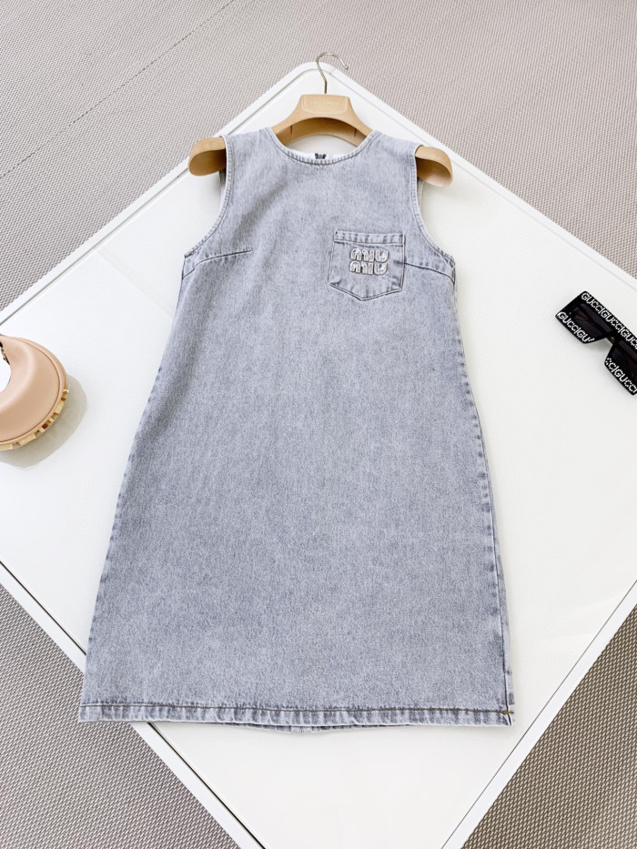 MiuMiu Sleeveless Round Neck Denim Dress Skirt #nigo96271