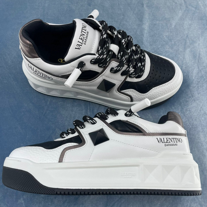 Valentino One Stud Xl Nappa Leather Low Top Sneaker Studded Athleisure Shoes #nigo96282