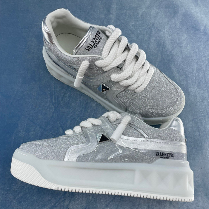 Valentino One Stud Xl Nappa Leather Low Top Sneaker Studded Athleisure Shoes #nigo96282