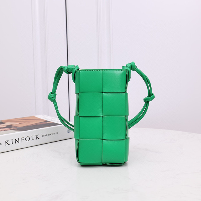 Bottega Veneta  Intrecciato Leather Crossbody Shoulder Bag #nigo96319