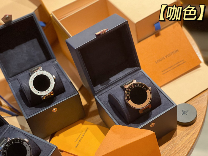 Louis Vuitton Bluetooth Link Electronic Watch Casual Leather Strap 2nd Generation Watch #nigo755