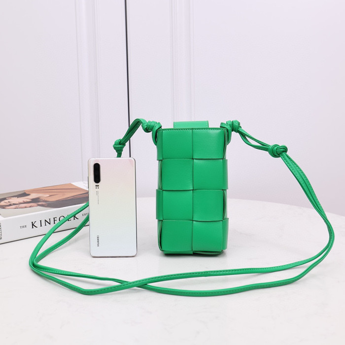 Bottega Veneta  Intrecciato Leather Crossbody Shoulder Bag #nigo96319