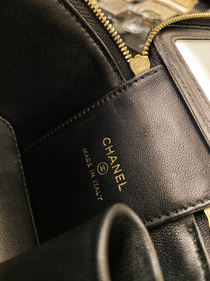 Chanel Leather Textured Small Square Chain Bag #nigo58112