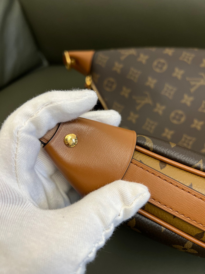 Louis Vuitton Loop Hobo Curry Leather Printed Chain Pea Bun Bag #nigo21736