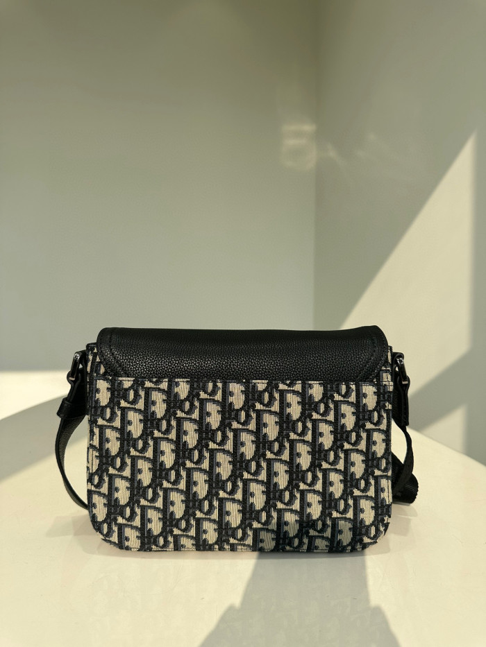 DIOR Black Leather Shoulder Bag #nigo8412