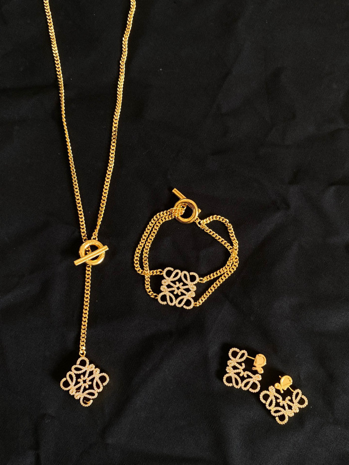 Loewe Anagram Hollow Out Earrings Necklace Bracelet Jewellery #nigo96349