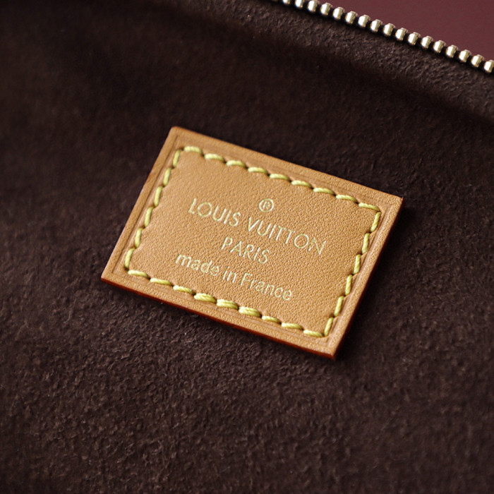 Louis Vuitton Leather Printed Waist Bag #nigo21259