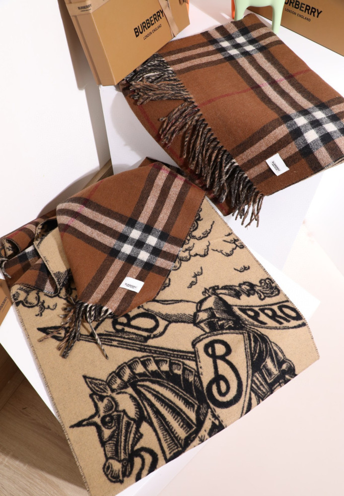Burberry Reversible Jacquard Cape Shawl Scarf #nigo96383