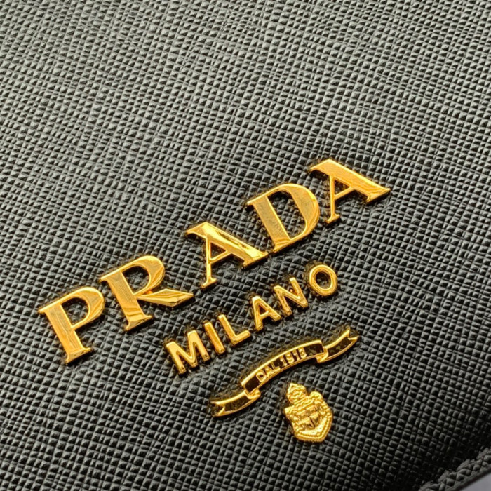 Prada Chain Leather Shoulder Bag #nigo94912
