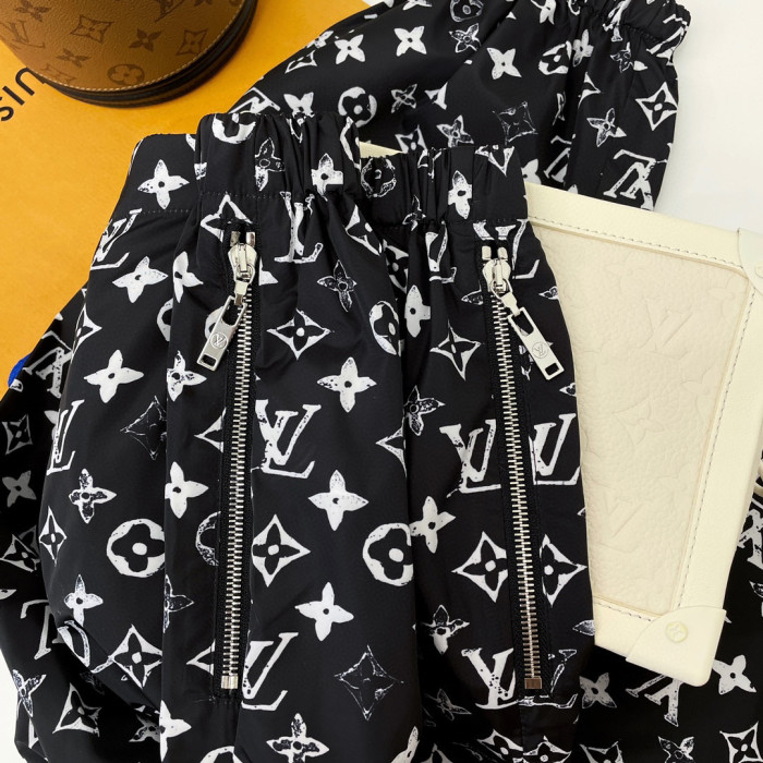 Louis Vuitton Stencil-effect Monogram Jogging Pants Printed  #nigo96358