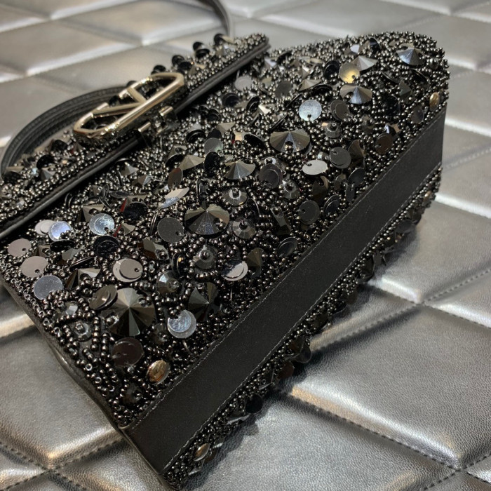 Valentino Bright Diamond Handheld Bag #nigo57963