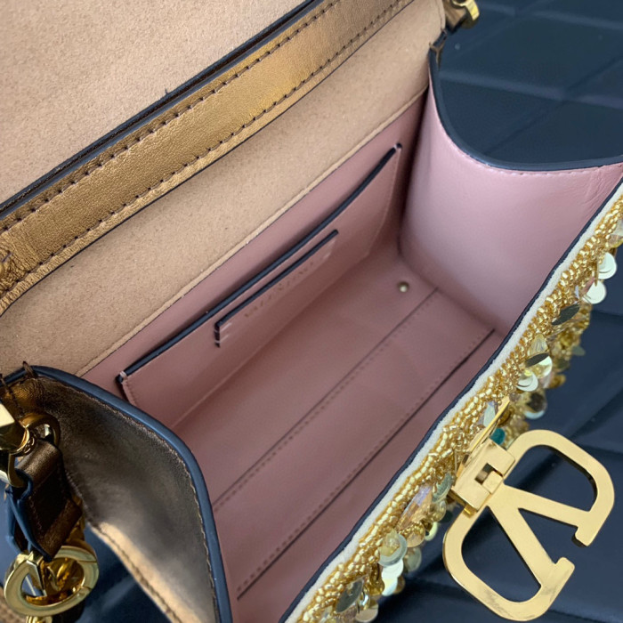 Valentino Bright Diamond Handheld Bag #nigo57963