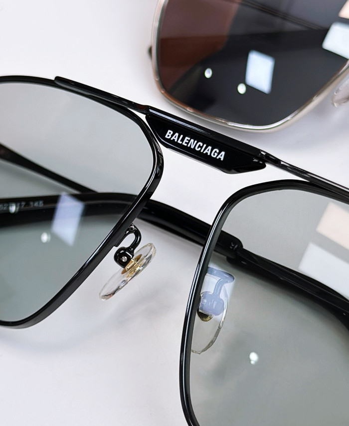 Balenciaga TAG 2.0 Navigator Sunglasses Metal Aviator Glasses #nigo96356