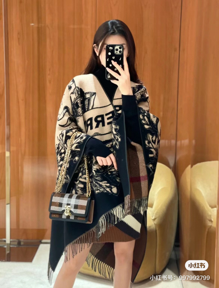 Burberry Reversible Jacquard Cape Shawl Scarf #nigo96383