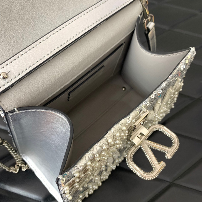 Valentino Bright Diamond Handheld Bag #nigo57963