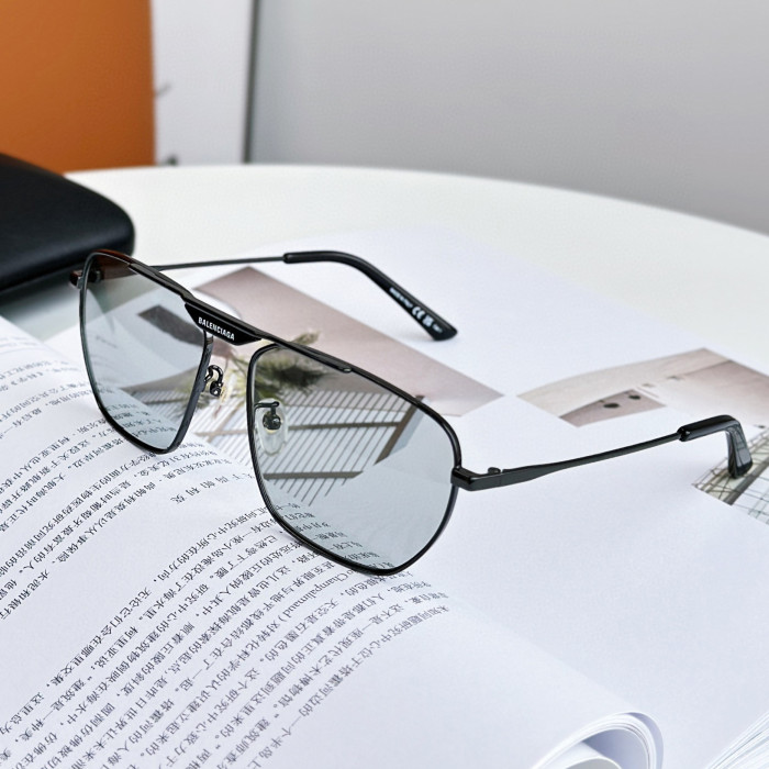 Balenciaga TAG 2.0 Navigator Sunglasses Metal Aviator Glasses #nigo96356