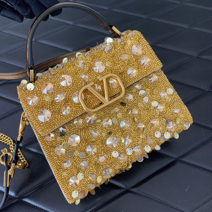 Valentino Bright Diamond Handheld Bag #nigo57963