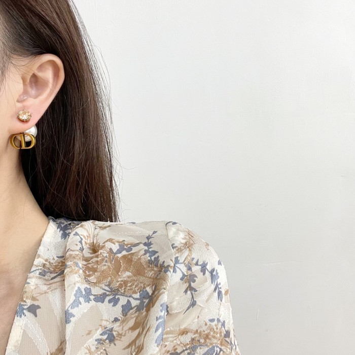 Dior Fashion Women's Letter Stud Earrings Accessories Jewelry #nigo89567