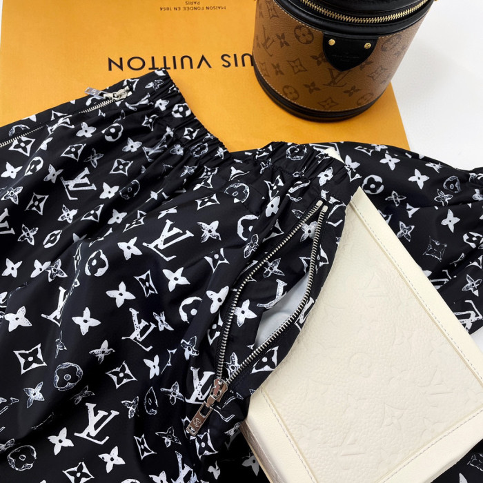 Louis Vuitton Stencil-effect Monogram Jogging Pants Printed  #nigo96358