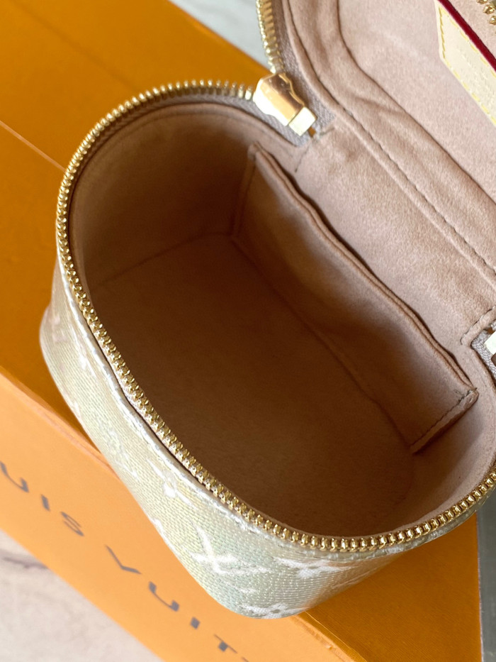 Louis Vuitton Small Square Box Chain Bag #nigo21285