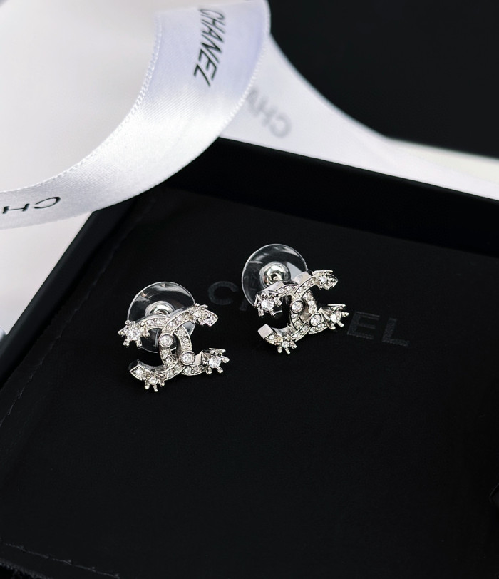 Chanel Rhinestone Earnail Jewelry Ear Pendants  #nigo57364