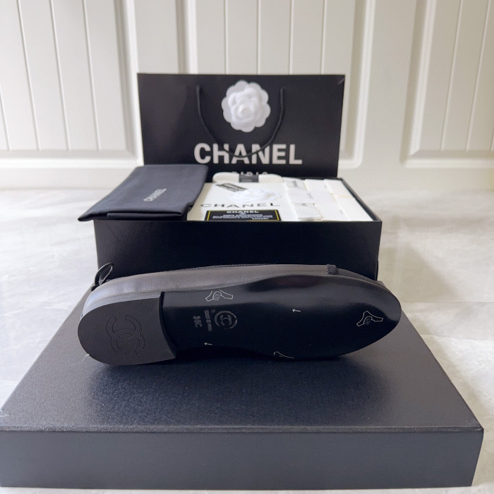 Chanel Cloth Faced Flat Shoes #nigo21249