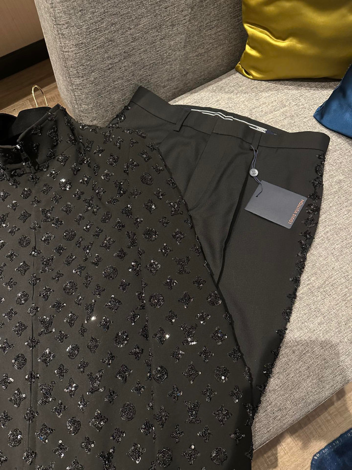 Louis Vuitton Bright Diamond Long Sleeved Coat And Pants Set #nigo96375