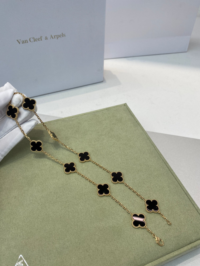 Van Cleef & Arpels Premium Decorative Gold Necklace #nigo57168
