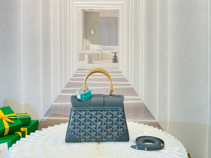 Goyard Exquisite Leather Printed Carrying Crossbody Bag #nigo21343