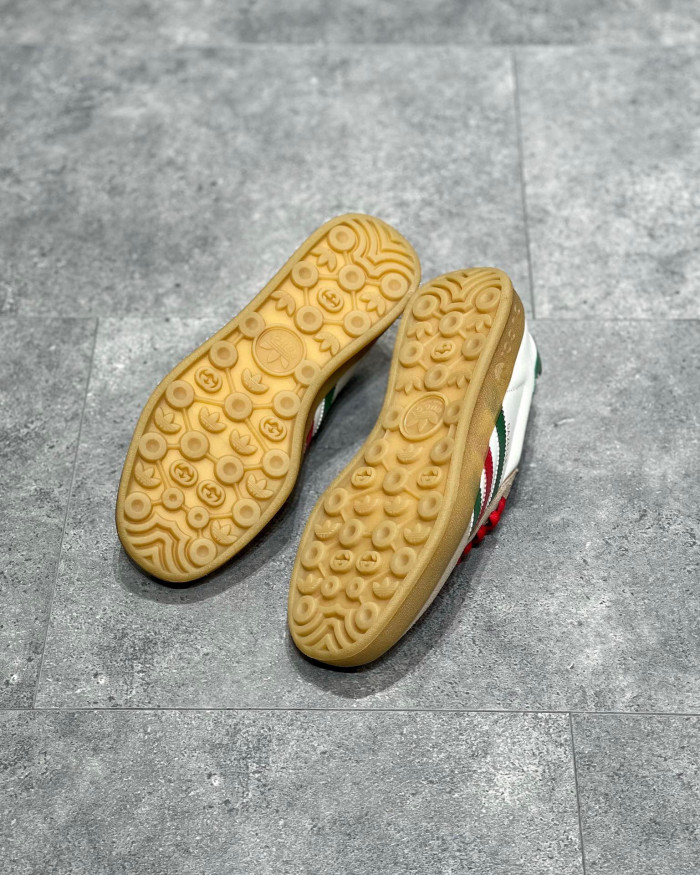 GUCCI Men's and Women's Retro Flat Sneakers Shoes #nigo54691