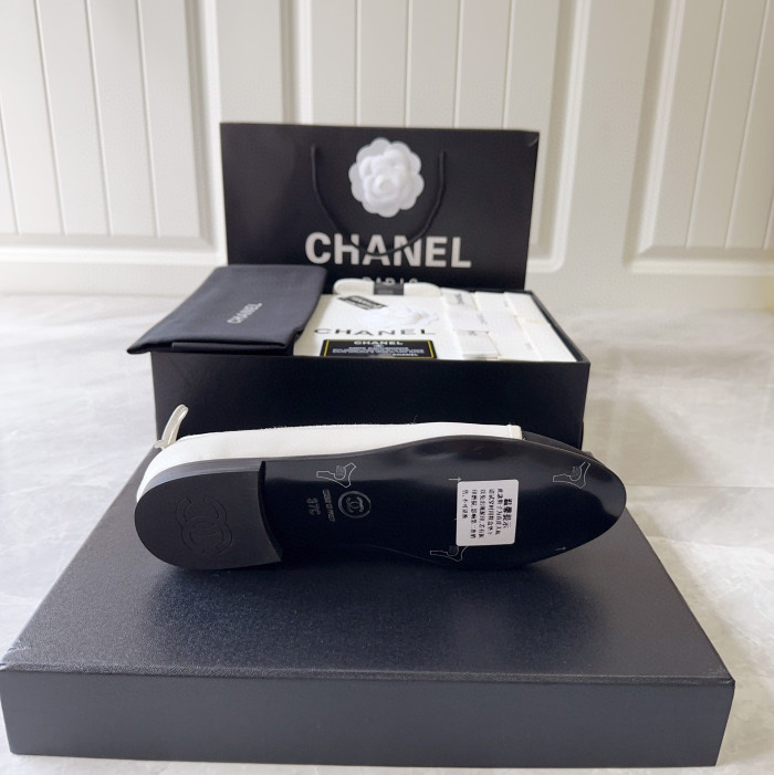 Chanel Cloth Faced Flat Shoes #nigo21249