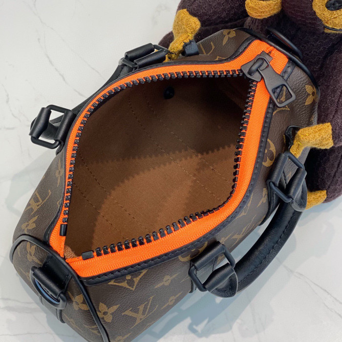 Louis Vuitton Leather Cartoon Pendant Bucket Bag Shoulder Bags #nigo56181
