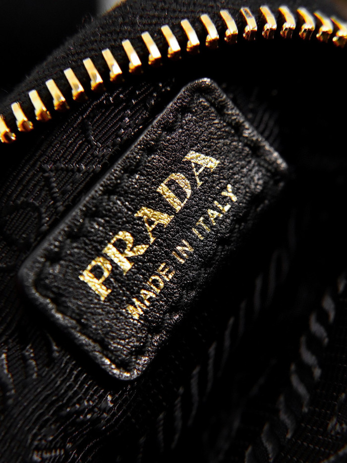 Prada NIGO Black Leather Chain Bag #nigo57626