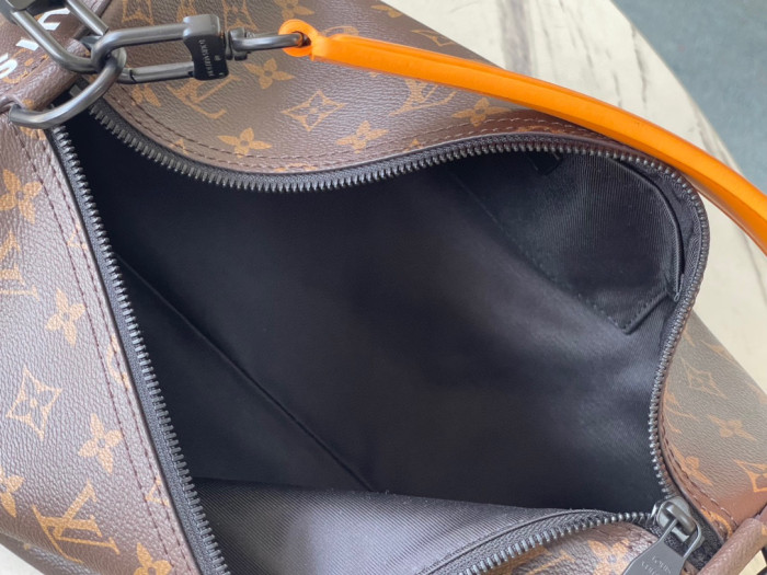 Louis Vuitton NIGO Cylinder Leather Shoulder Bag Tote #nigo21264