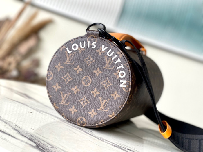 Louis Vuitton NIGO Cylinder Leather Shoulder Bag Tote #nigo21264