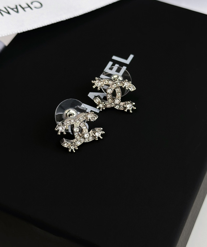 Chanel Rhinestone Earnail Jewelry Ear Pendants  #nigo57364