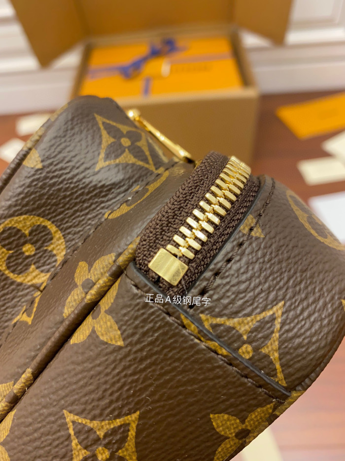 Louis Vuitton Multi-Bag Full Printed Old Flower Chest Leather Bags #nigo53177