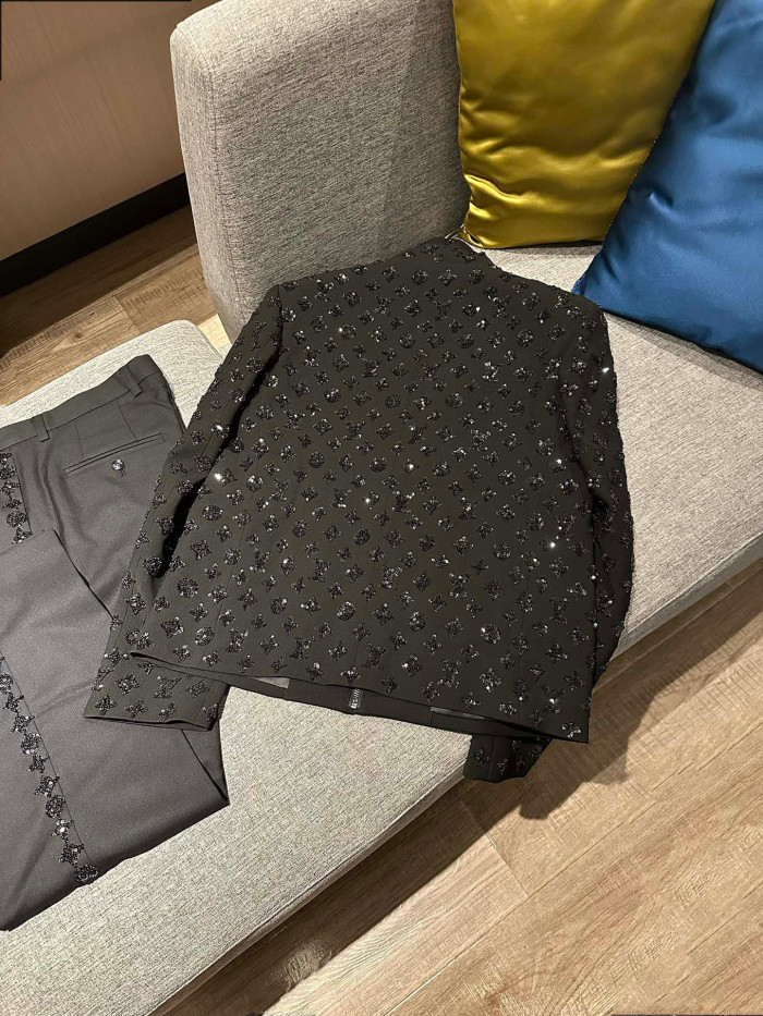 Louis Vuitton Bright Diamond Long Sleeved Coat And Pants Set #nigo96375