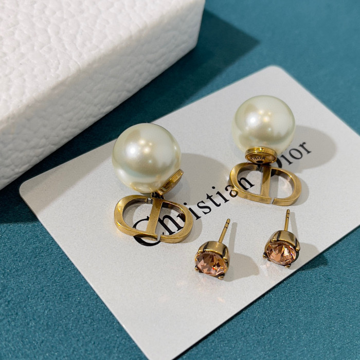 Dior Fashion Women's Letter Stud Earrings Accessories Jewelry #nigo89567