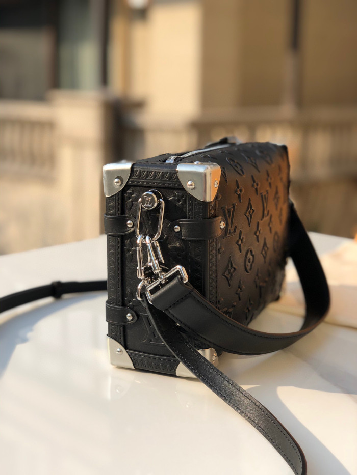 Louis Vuitton Portable Metal Box Armpit Shoulder Bag #nigo56158