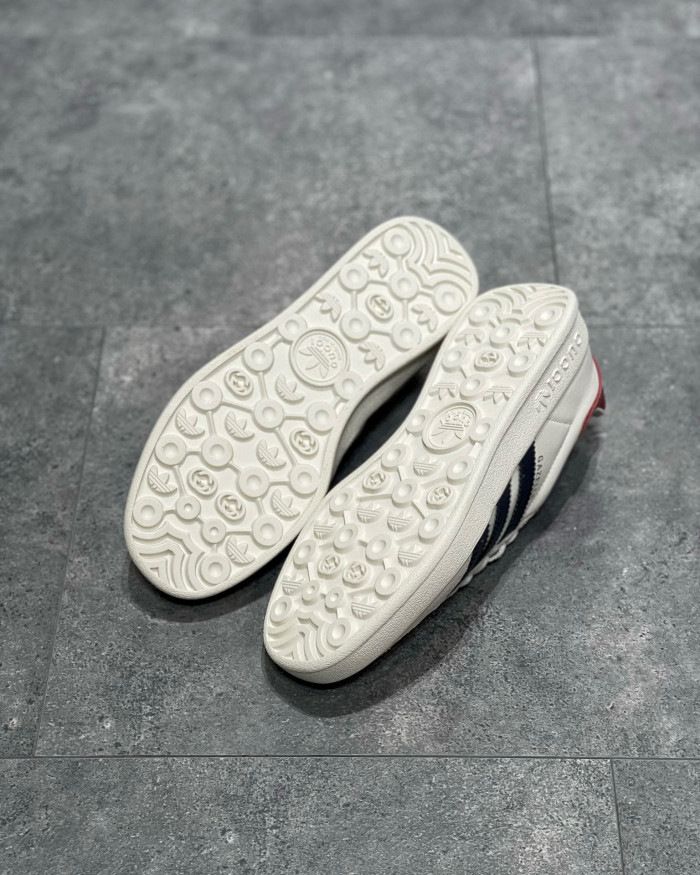 GUCCI Men's and Women's Retro Flat Sneakers Shoes #nigo54691