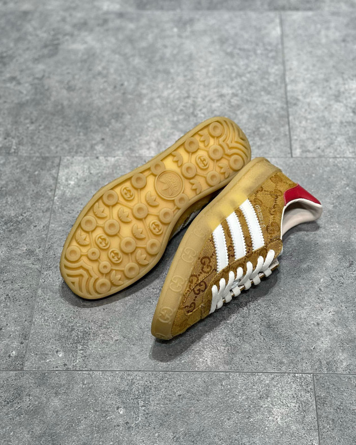 GUCCI Men's and Women's Retro Flat Sneakers Shoes #nigo54691