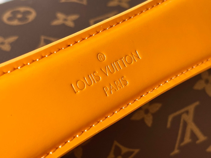 Louis Vuitton NIGO Cylinder Leather Shoulder Bag Tote #nigo21264