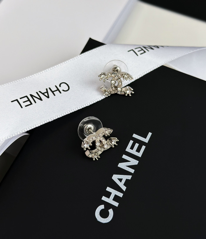 Chanel Rhinestone Earnail Jewelry Ear Pendants  #nigo57364